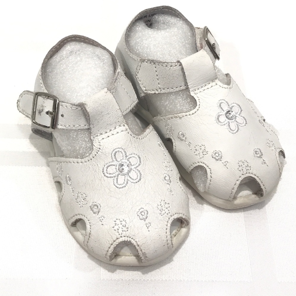 Vintage All Leather Baby Sandals Size 4